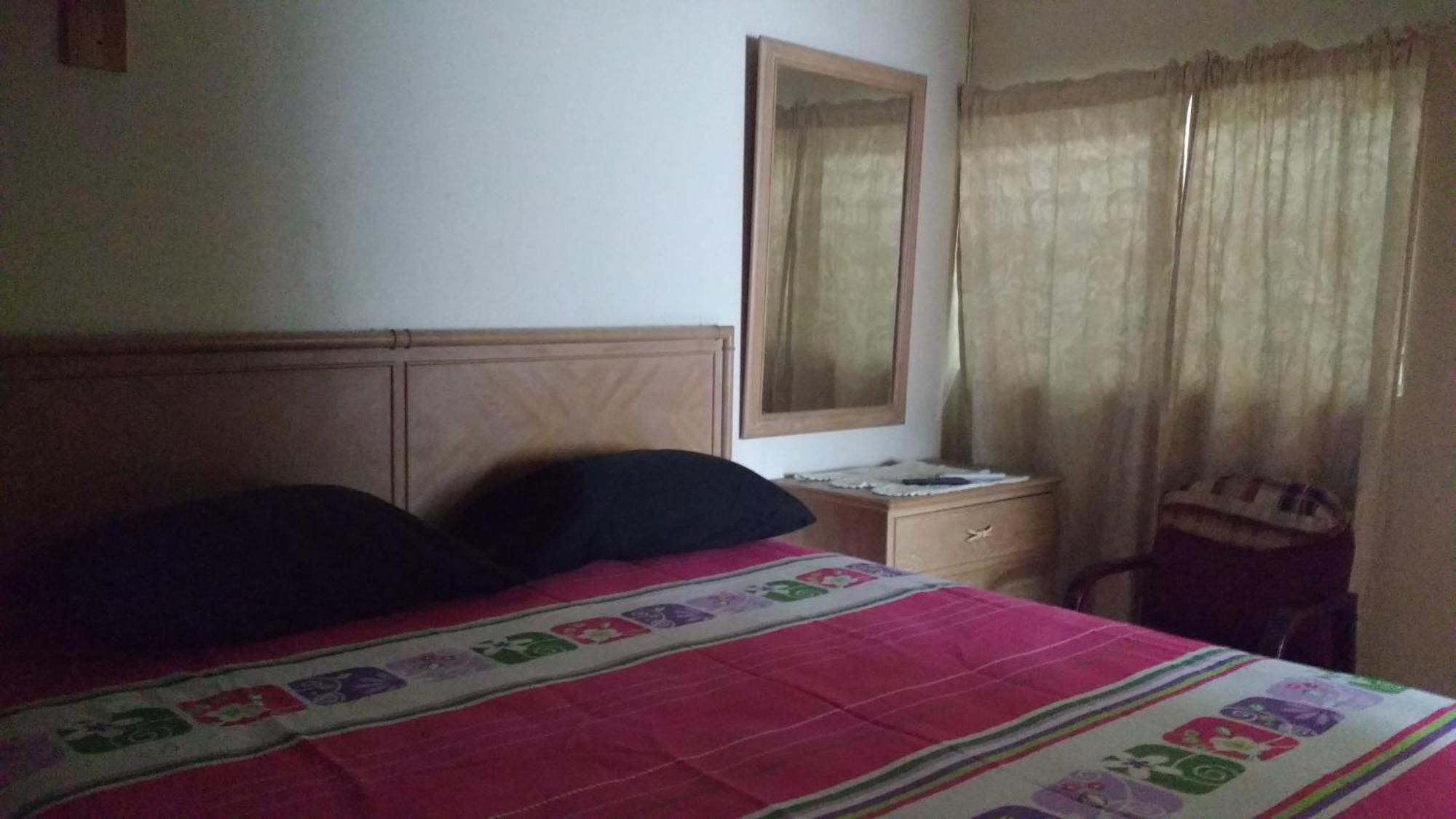 Yard Style Hotel Kingston Bagian luar foto